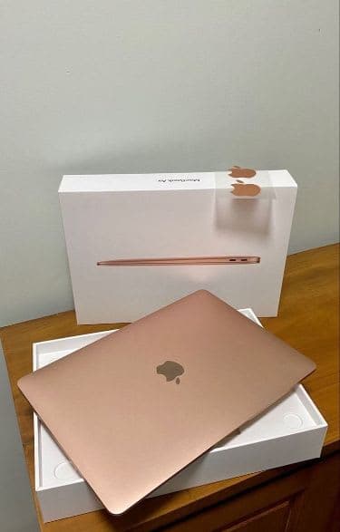 MacBook Air 13" M1 (2020)